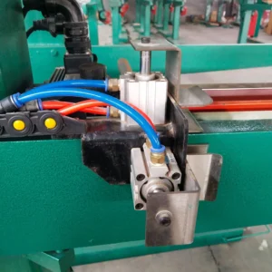 Manual carton stitching machine