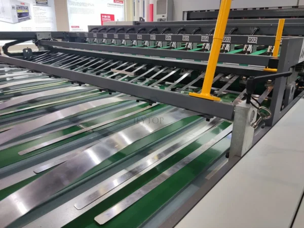 2 Ply Corrugated Cardboard Cutter Stacker Machine - Image 3