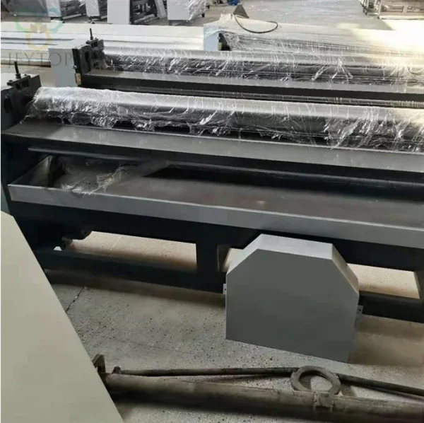 Manual Corrugated Sheet Pasting Machine - Image 3