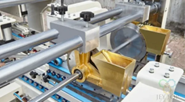 Automatic Box Pasting Machine - Image 3
